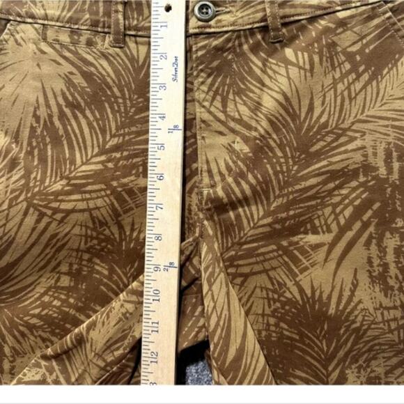 Garnet Hill Women's Salt Washed Chino Shorts Beachwood Palm Brown Sz 10 Medium - Picture 5 of 10